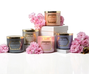Free Full-Sized Scented Candles From Colonial Candle
